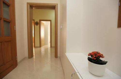 Trogir Apartment | Apartment Sunbreeze