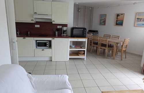 Fouesnant Apartment | Apartment T3 Residence with swimming pool 150 m Beg-Meil Fouesnant beach