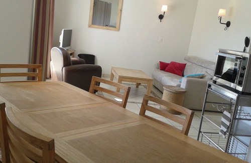 Fouesnant Apartment | Apartment T3 Residence with swimming pool 150 m Beg-Meil Fouesnant beach