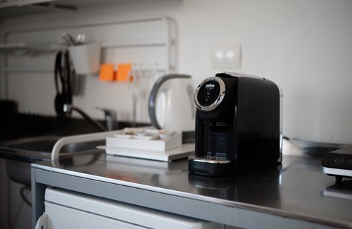 Capalbio Apartment | Apartment 'Tamerice' with Shared Pool, Wi-Fi and Air Conditioning