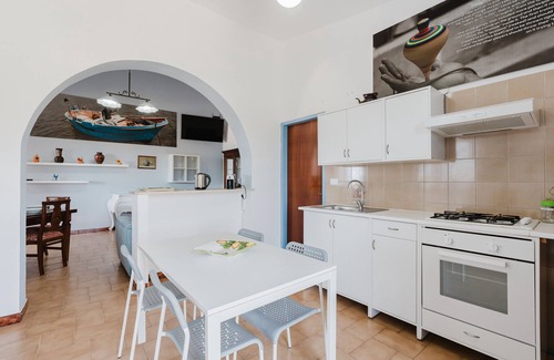 Balestrate Apartment | Apartment 'Terrazza Sul Mare' with Sea View, Private Terrace and Wi-Fi