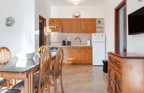 Merichas Apartment | Apartment 'The View House 3' with Sea View, Wi-Fi and Air Conditioning