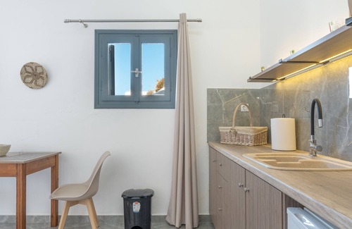 Merichas Apartment | Apartment 'The View House 1' with Sea View, Wi-Fi and Air Conditioning