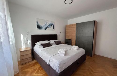 Trogir Apartment | Apartment Tina