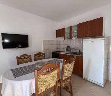 Trogir Apartment | Apartment Tina