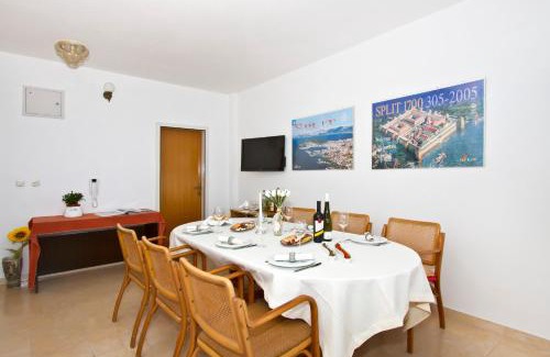Podstrana Apartment | Apartment Topic near the beach