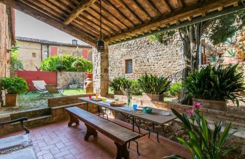 Stigliano Apartment | Apartment Torre 4 by Interhome