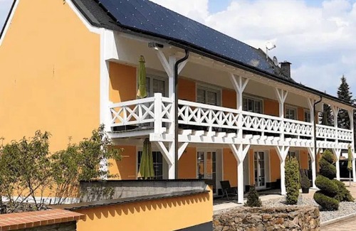 Schonebeck Apartment | Apartment 'Turmfalke' with Shared Terrace, Balcony and Wi-Fi