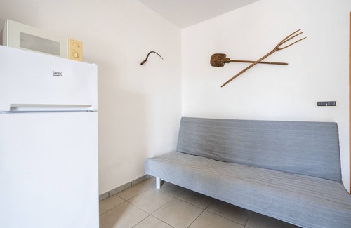 Impalata Apartment | Apartment 'Ulivo' with Shared Pool, Private Terrace and Wi-Fi