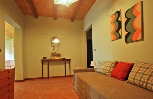 Cagli Apartment | Apartment Verde 5 - Two Bedroom Apartment, Sleeps 5