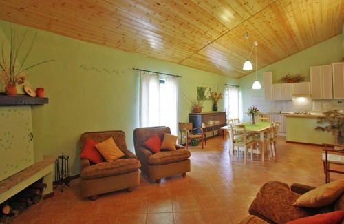 Cagli Apartment | Apartment Verde 5 - Two Bedroom Apartment, Sleeps 5