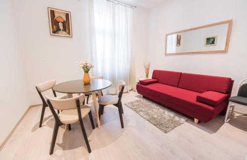 Split Apartment | Apartment Vetom