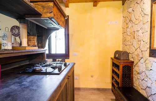 Piedimonte Etneo Apartment | Apartment "Villa Romeo with tree house" with Mountain View