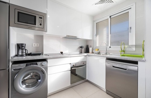 Rota Apartment | Apartment 'Villaflores Home By Staycare' with Private Pool, Wi-Fi and Air Conditioning