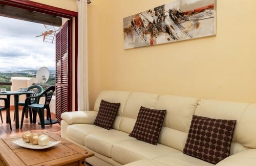 Bahia de Casares Apartment | Apartment Vista Bahía in Estepona - 4 persons, 2 bedrooms