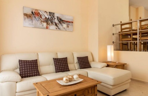 Bahia de Casares Apartment | Apartment Vista Bahía in Estepona - 4 persons, 2 bedrooms