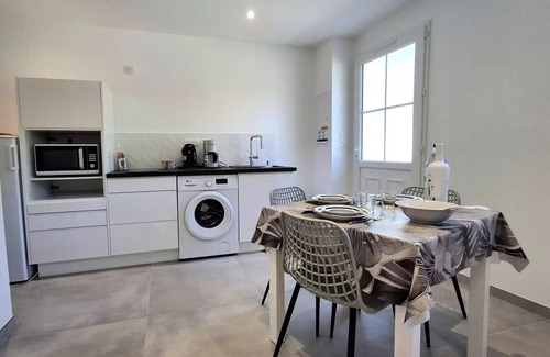 Santa-Maria-Poggio Apartment | Apartment with terrace in Santa Maria Poggio