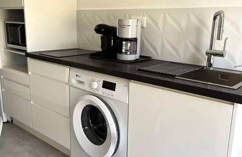 Santa-Maria-Poggio Apartment | Apartment with terrace in Santa Maria Poggio