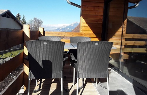 Chatel-en-Trieves Apartment | Apartment with whirlpool bath