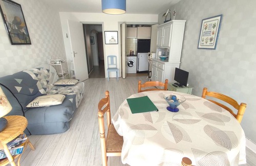 Trebeurden Apartment | Apartment with 2 bedrooms, balcony, and stunning sea view steps from Tresmeur beach
