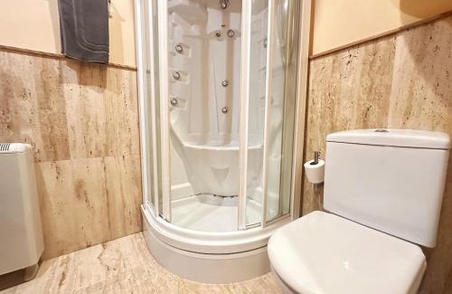 Maria Auxiliadora Apartment | Apartment with a balcony, downtown & free parking