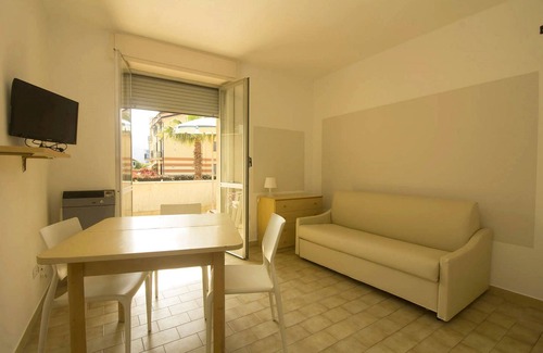 Loano Apartment | Apartment with air conditioning 1 km. from a beautiful beach