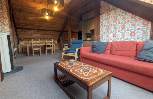 Llanllyfni Apartment | Apartment with amazing views of Snowdon and surrounding mountains.