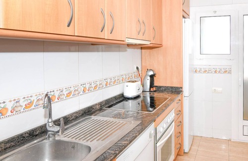 El Roc de Sant Gaieta Apartment | Apartment with communal pool and playground