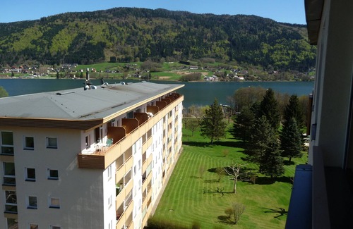 Bodensdorf Apartment | Apartment with direct lake access at the Ossiachersee