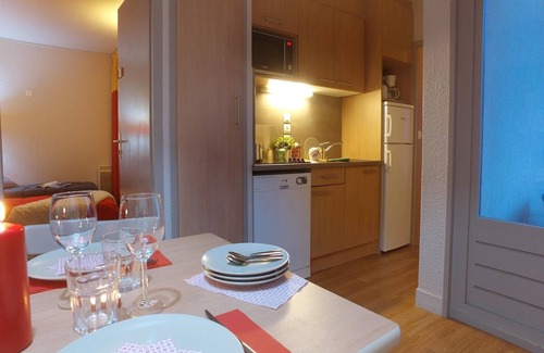 Evian-les-Bains Apartment | Apartment with balcony or terrace