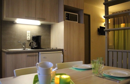 Evian-les-Bains Apartment | Apartment with balcony or terrace