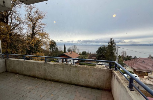 Publier Apartment | Apartment with pool and parking in Évian-les-Bains