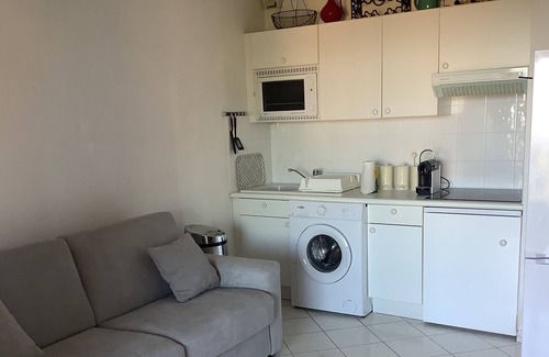 Espero-Pax Apartment | Apartment with sea view and 5 minutes from the beach