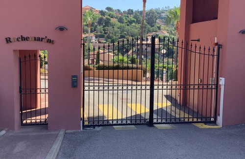 Espero-Pax Apartment | Apartment with sea view and 5 minutes from the beach