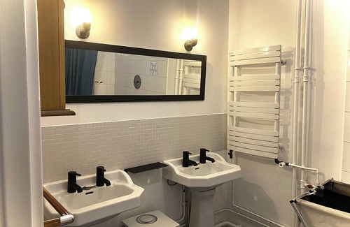 14th Arrondissement Apartment | Apartment with garden in Paris centre 3-bedroom