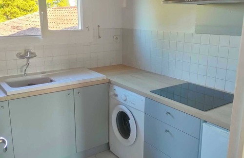 Uzes Apartment | Apartment with large garden and parking, Uzès