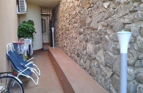 Calalunga-Pietragrande House | Apartment with panoramic veranda near the Pietragrande cliff