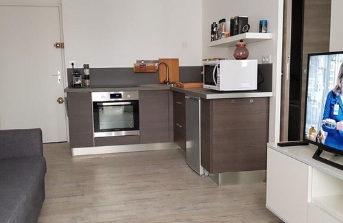 Les Sablettes Apartment | Apartment with Sea View