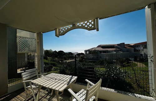 Fouras Apartment | Apartment with Sea View - Ideal for 2 People