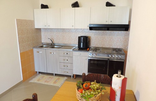 Pianoconte Apartment | Apartment with sunset view of the islands of Alicudi and Filicudi