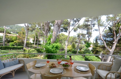 Aiguablava Apartment | Apartment with swimming pool in Begur, Aiguablava