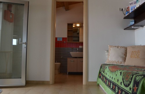 Punta Secca Condo | Apartment with terrace less than 100 from the sea.