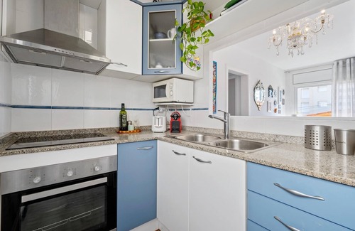 Cubelles Apartment | Apartment with terrace 250m beach and train