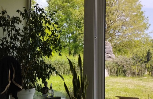 Alvignano Apartment | Apartment with Terrace and Lake View