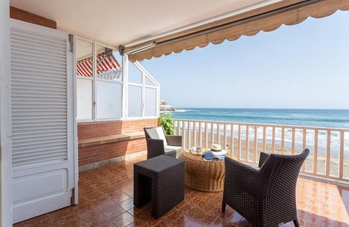 Melenara Apartment | Apartment with terrace on the beachfront