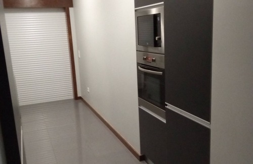 Furadouro Apartment | Apartment with view and pool access 900 meters from the beach