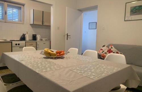 Vrpolje Apartment | Apartment Zeljko