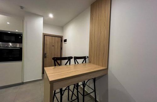 Roman Ridge Apartment | ApartmentBuddy