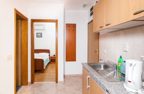 Lopud Island Apartment | Apartments Ana Lopud - One-Bedroom Apartment with Balcony and Sea View - 3 (1 floor)
