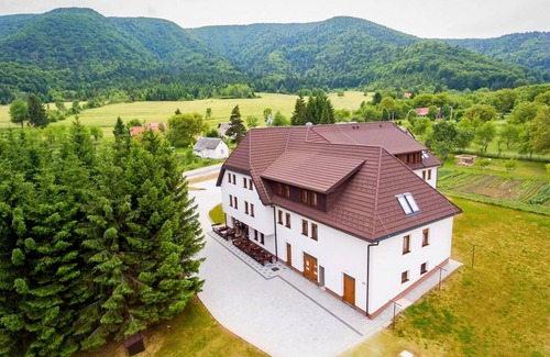 Vrelo Korenicko Apartment | Apartments and rooms Danijel, (16386), Vrelo Korenicko, hr